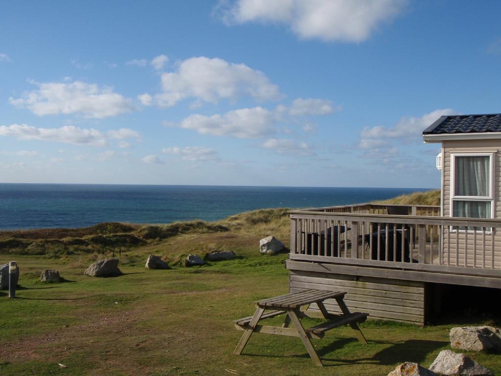 Holidays At Perran Sands Holiday Park Perranporth Extérieur photo
