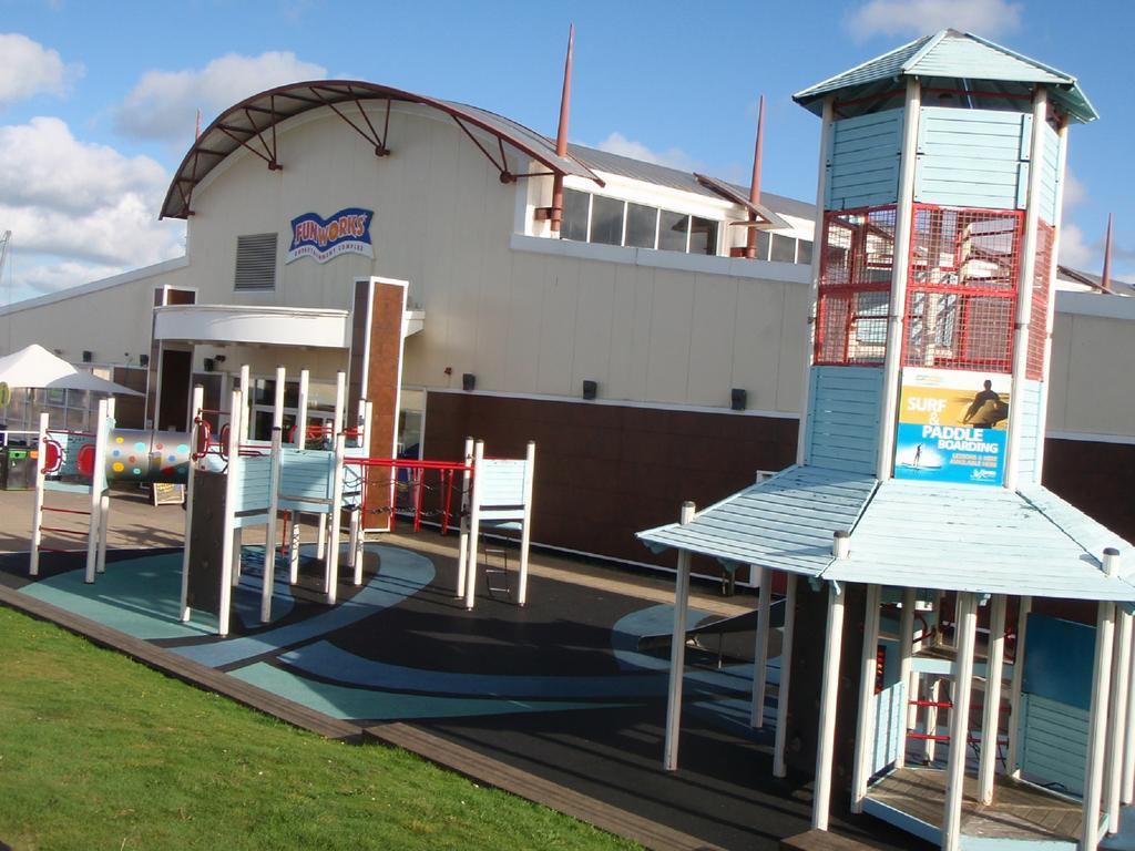 Holidays At Perran Sands Holiday Park Perranporth Extérieur photo