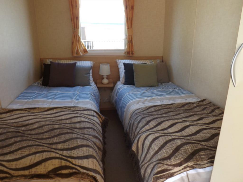Holidays At Perran Sands Holiday Park Perranporth Extérieur photo