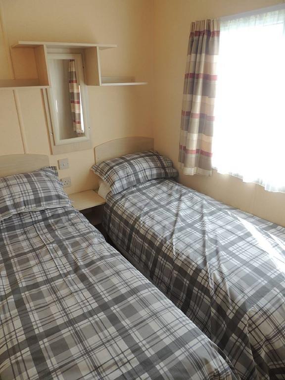 Holidays At Perran Sands Holiday Park Perranporth Extérieur photo